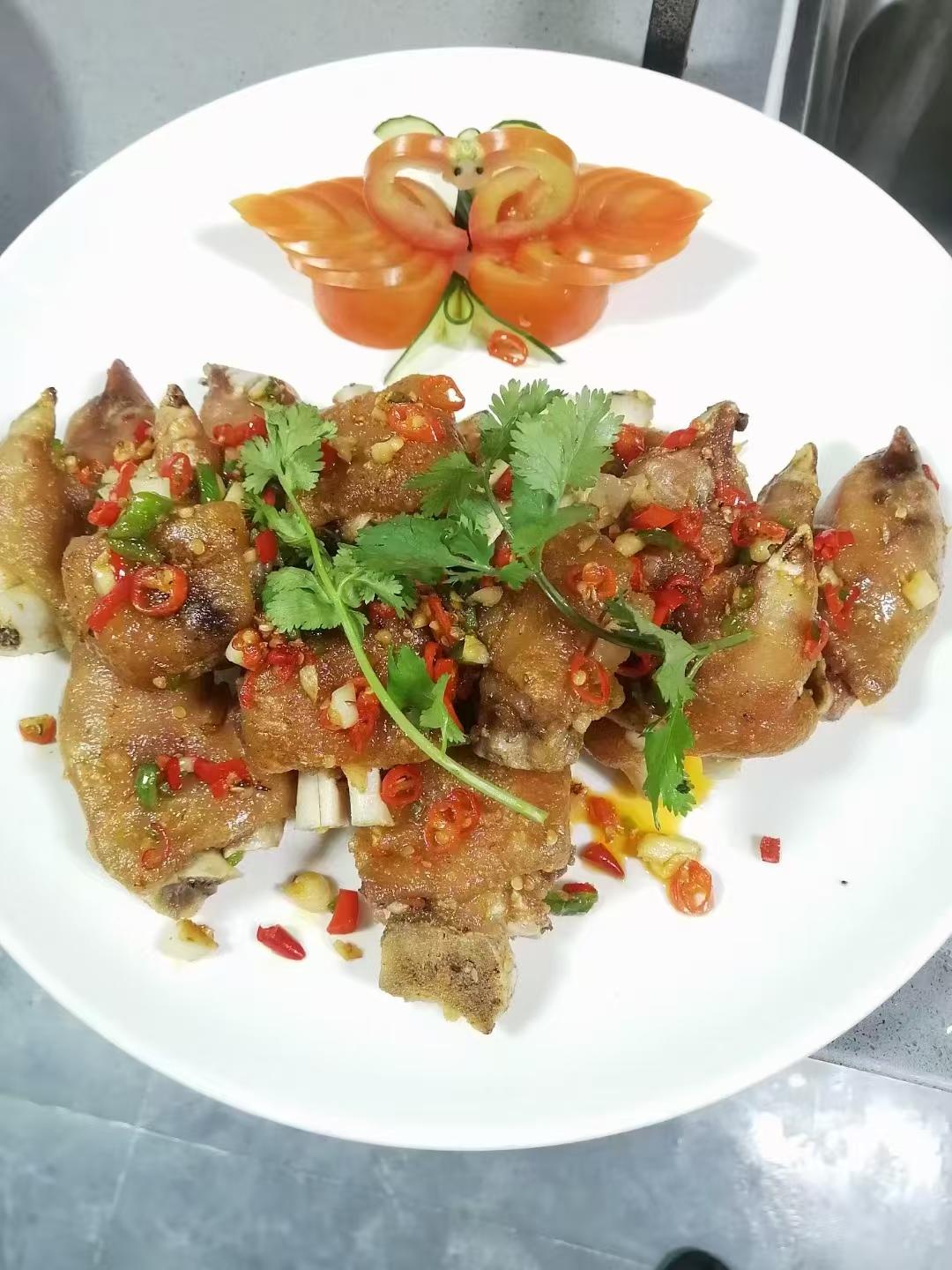 塔山猪脚（椒盐猪脚尖）3-4人份