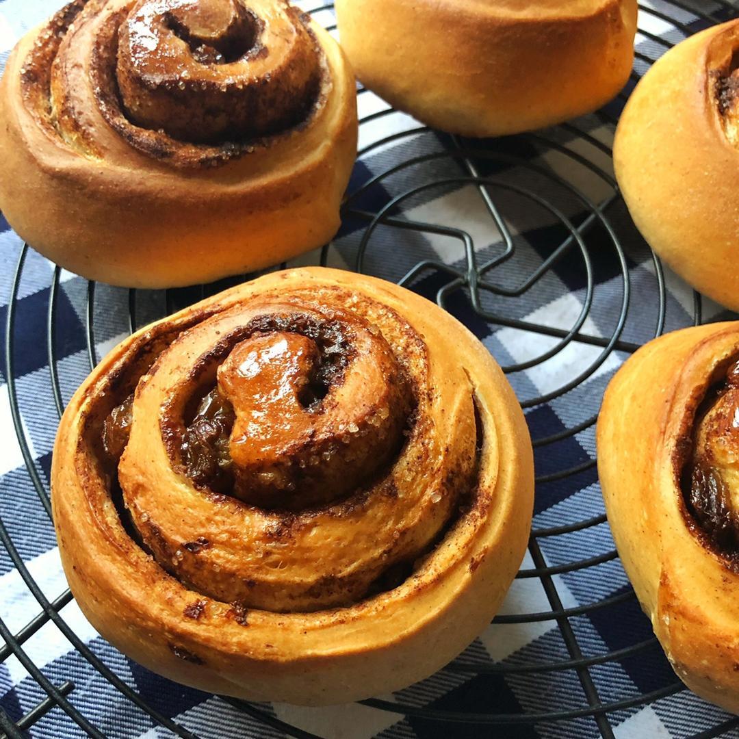 iovestarry做的葡萄干肉桂卷