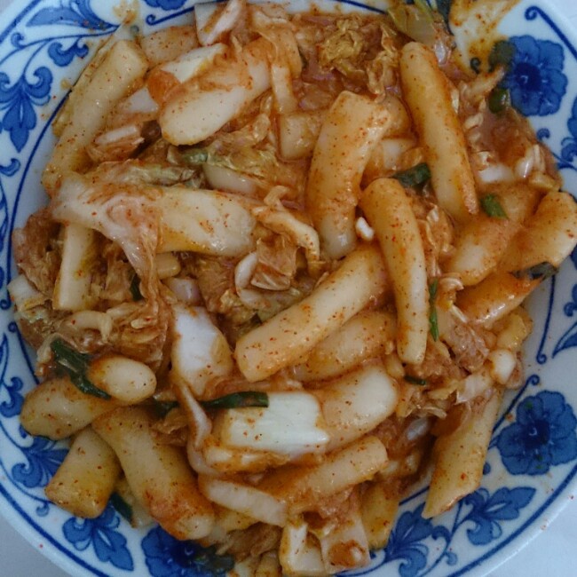 辣白菜炒年糕