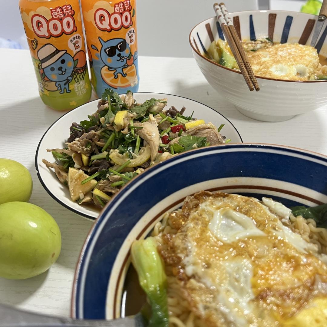 ㊙️酸辣开胃的柠檬手撕鸡腿肉！好吃不胖