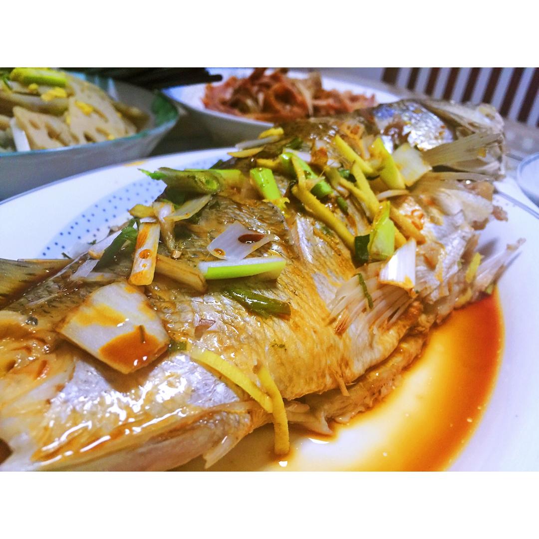 清蒸鲈鱼