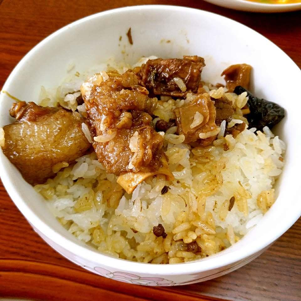 电饭煲版--牛肉焖饭（懒人饭）