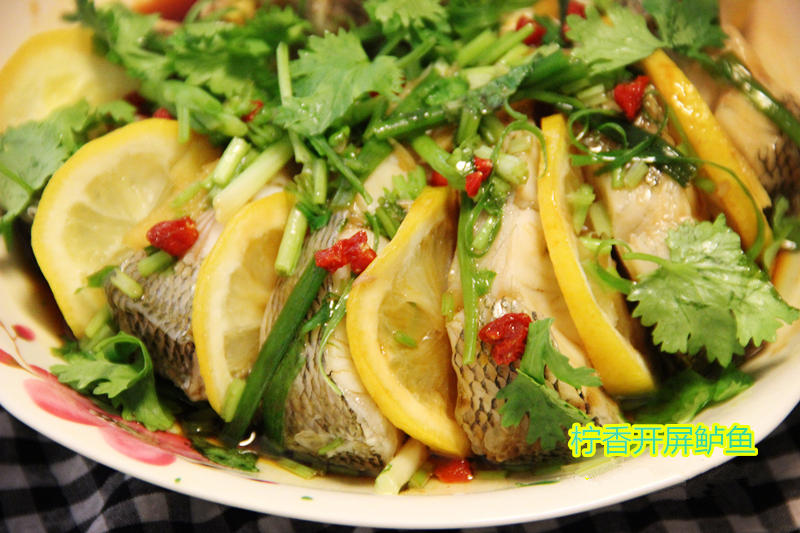 柠香开屏鲈鱼