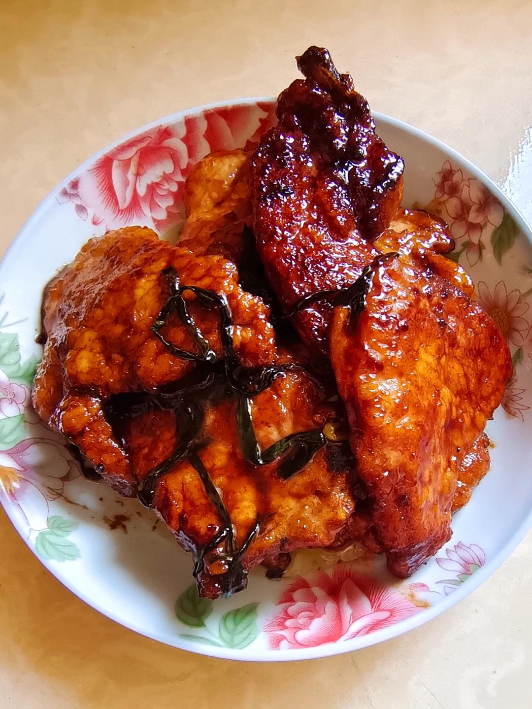 超嫩超香的葱烤大排