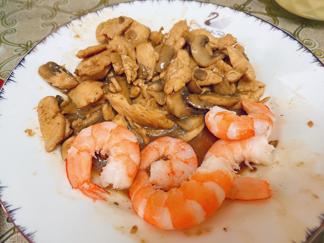 嫩滑不柴❗️爆好吃的黑椒口蘑炒鸡胸肉～绝了