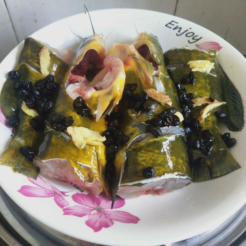 白茅根。马蹄。红萝卜。