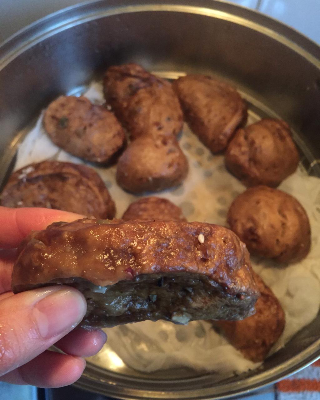 丑八怪红糖馒头