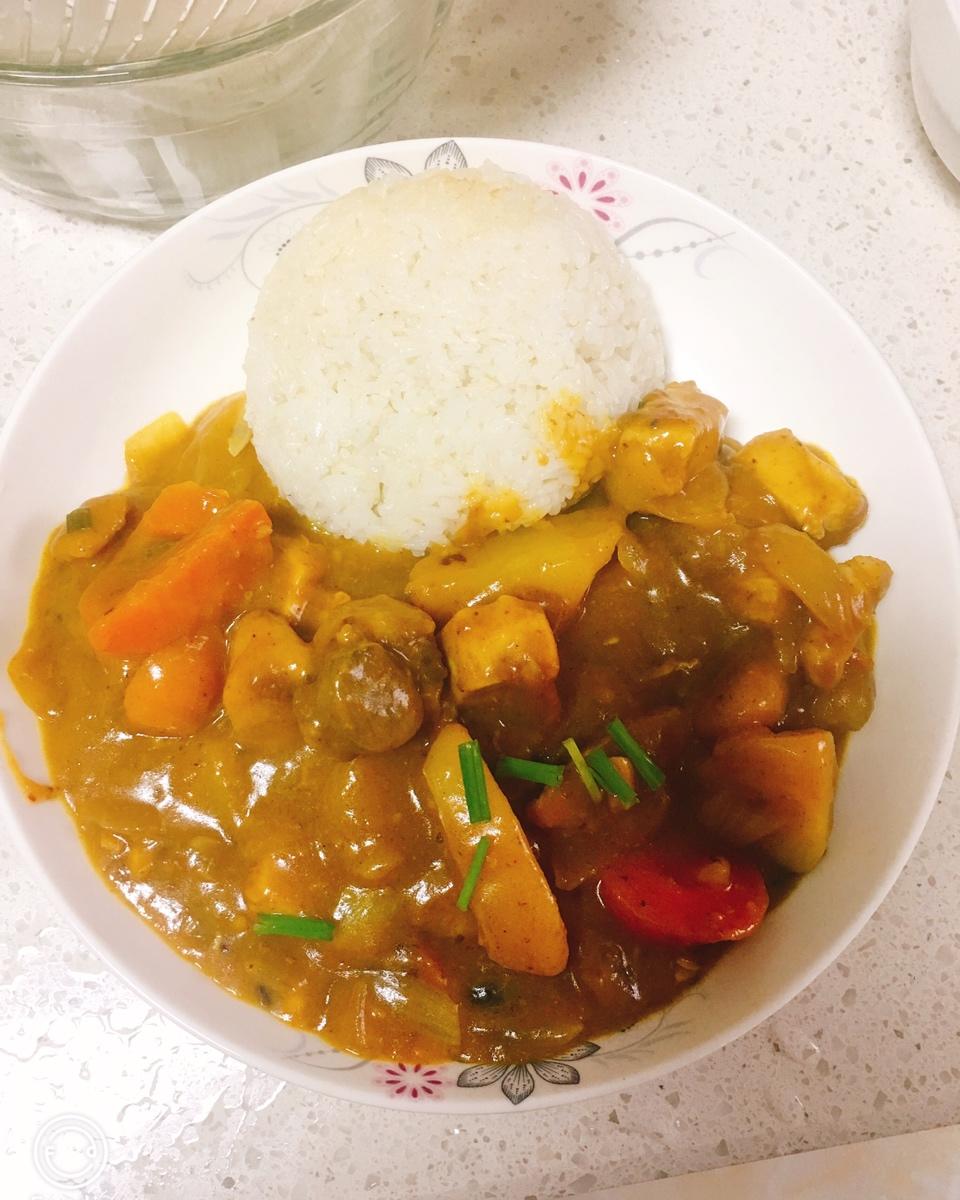 咖喱鸡肉饭