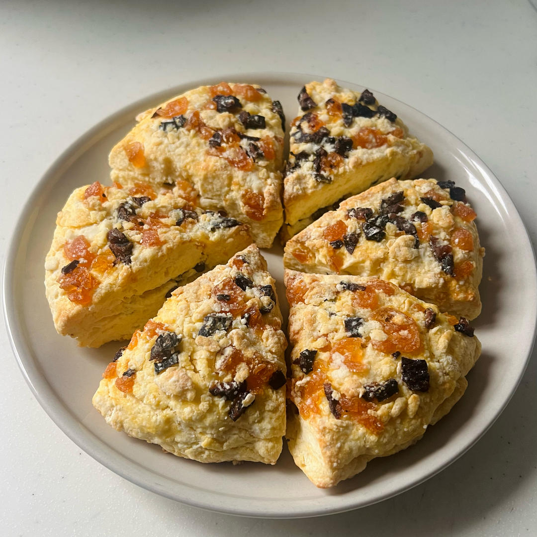 满屋飘香，口口都是满足——酥松香甜的蔓越莓蜜豆司康