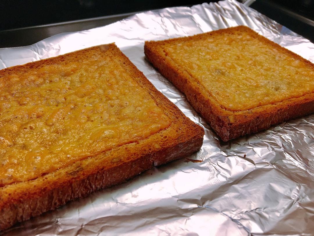 jzhang做的烤芝士面包片