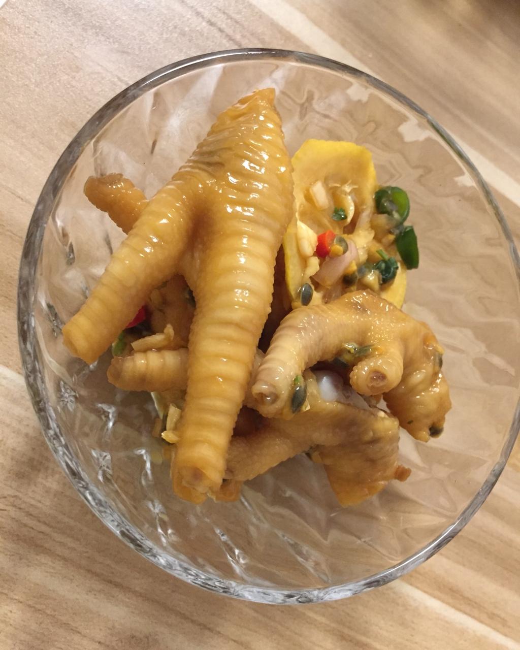 柠檬百香果鸡爪