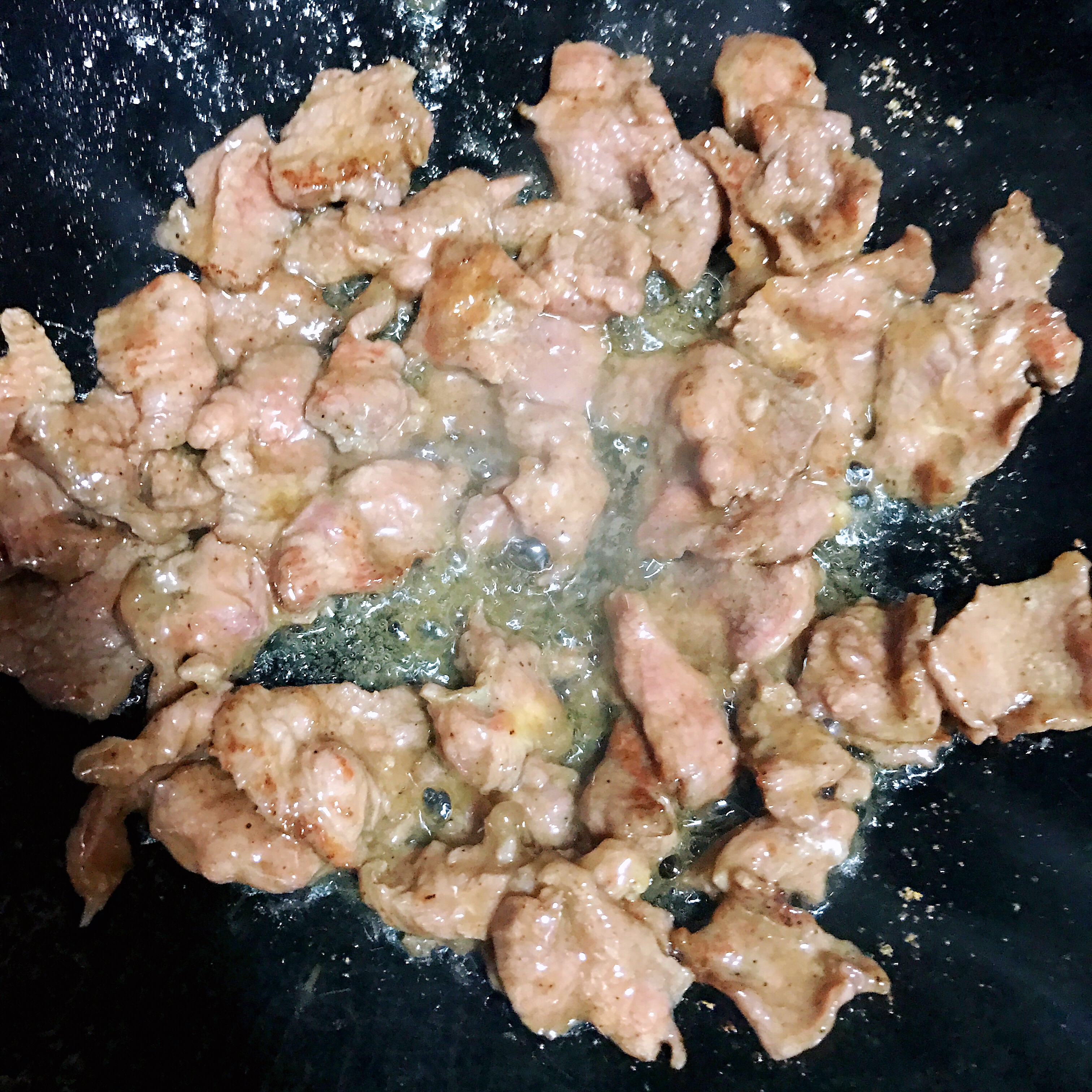 黑椒牛肉炒芦笋的做法 步骤7