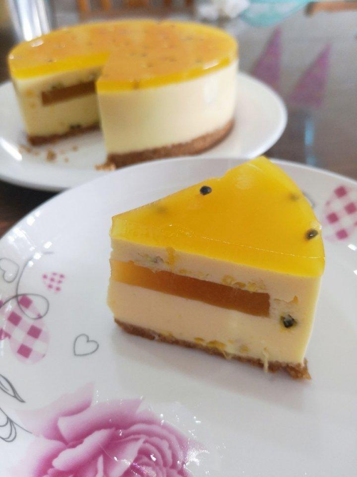 Bakingpie-集百种香味的水果-百香果慕斯