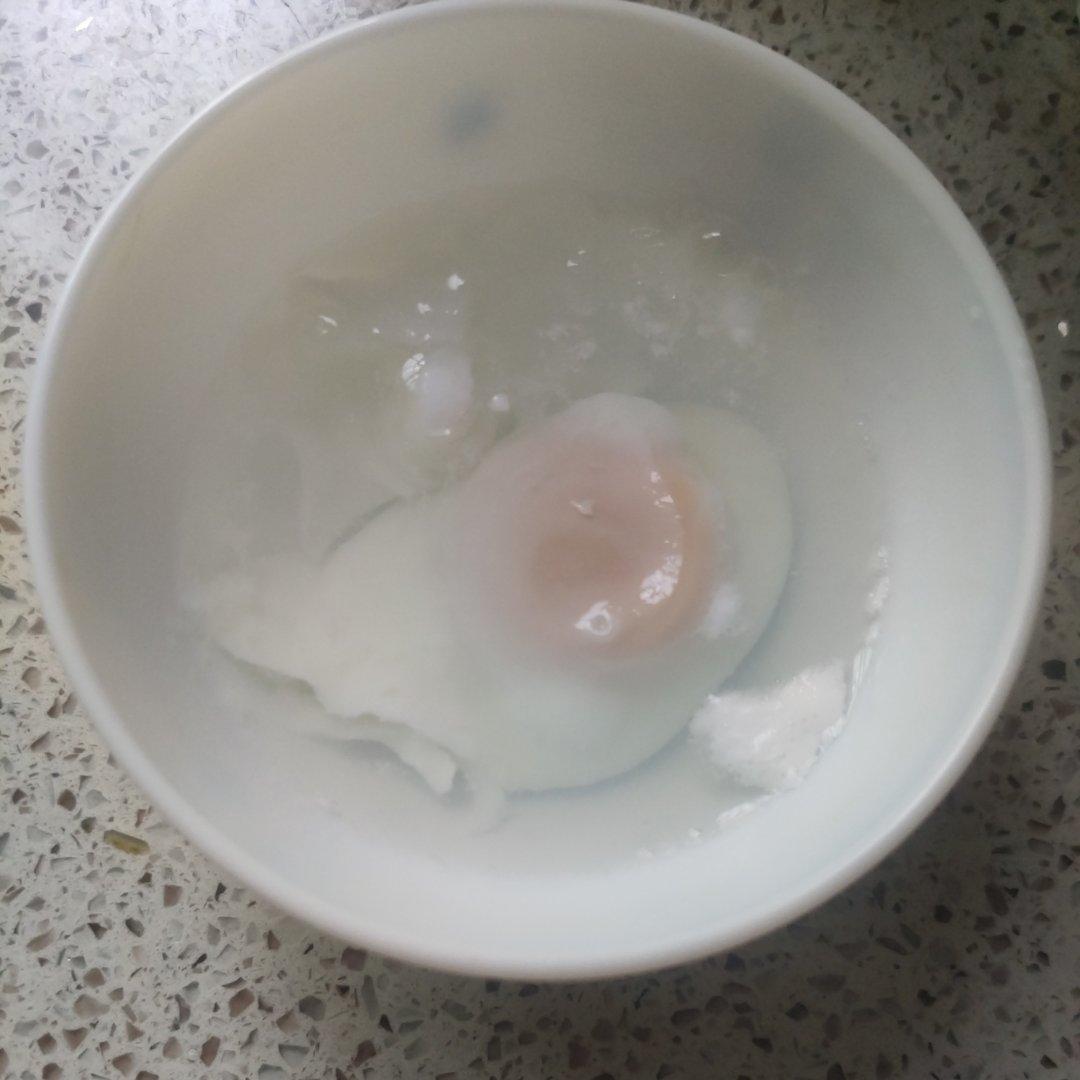 水波蛋哪有那么难，不用醋，简单方法最有效