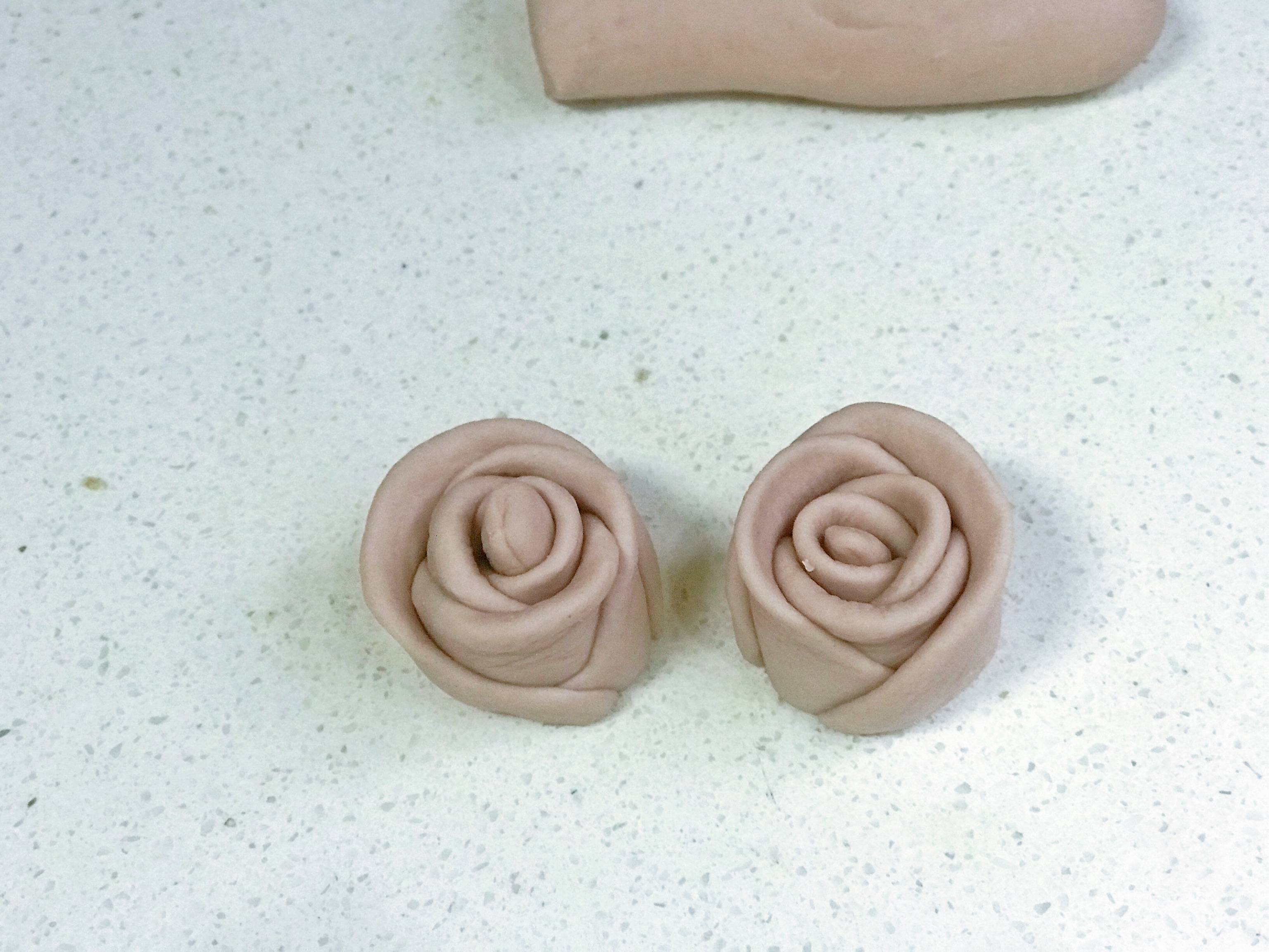紫薯米糊玫瑰馒头的做法 步骤6