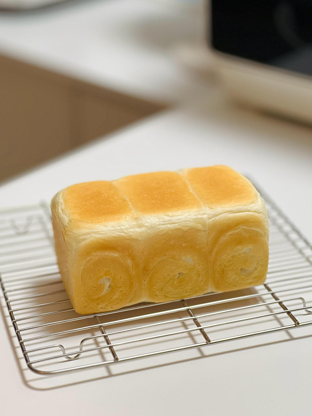 能撕着吃的「无蛋无奶生吐司」比云朵都软！