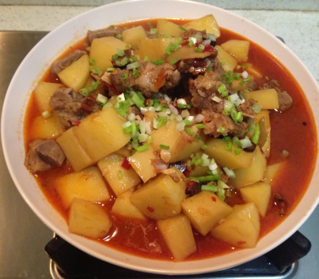 川味土豆烧排骨