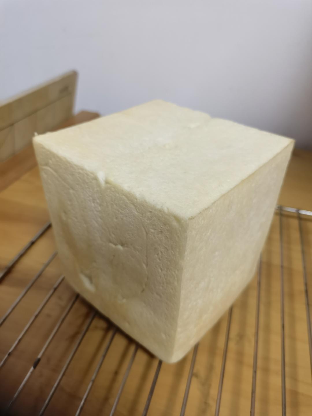 软到拿不起来的生吐司