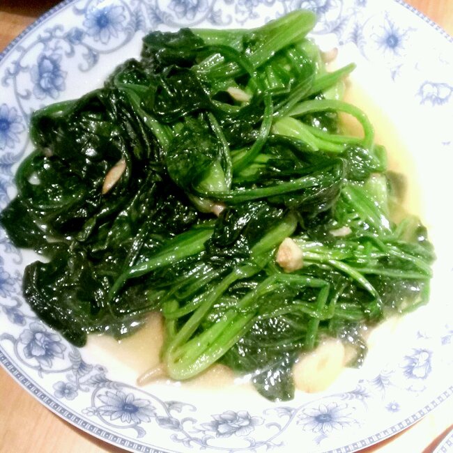 清炒菠菜