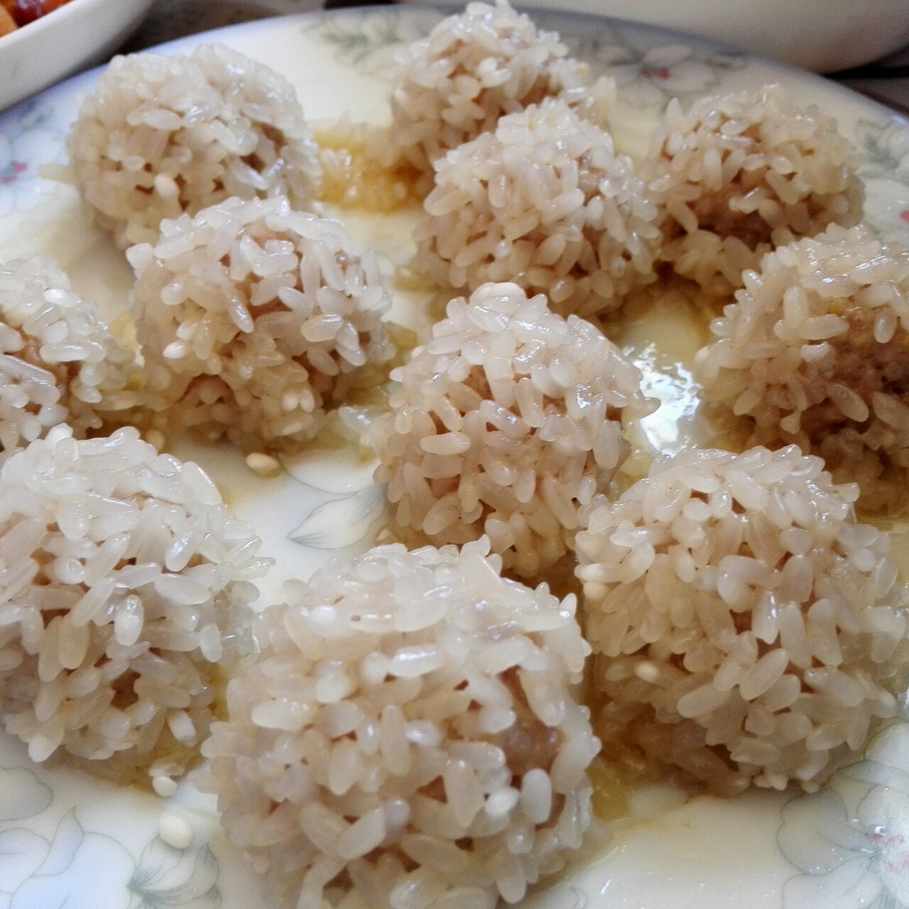 行走的云做的糯米肉丸