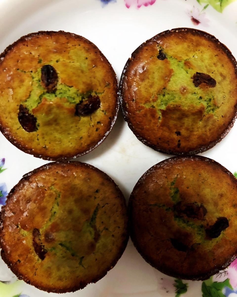 这一次，要做出超好吃的抹茶蜂蜜蛋糕。