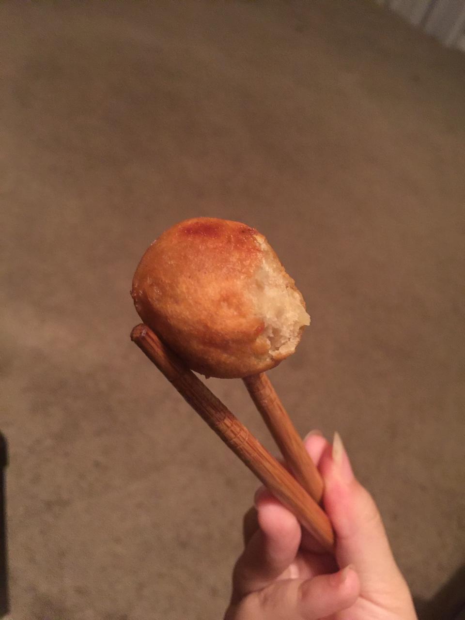 妈妈教炸的红薯丸子