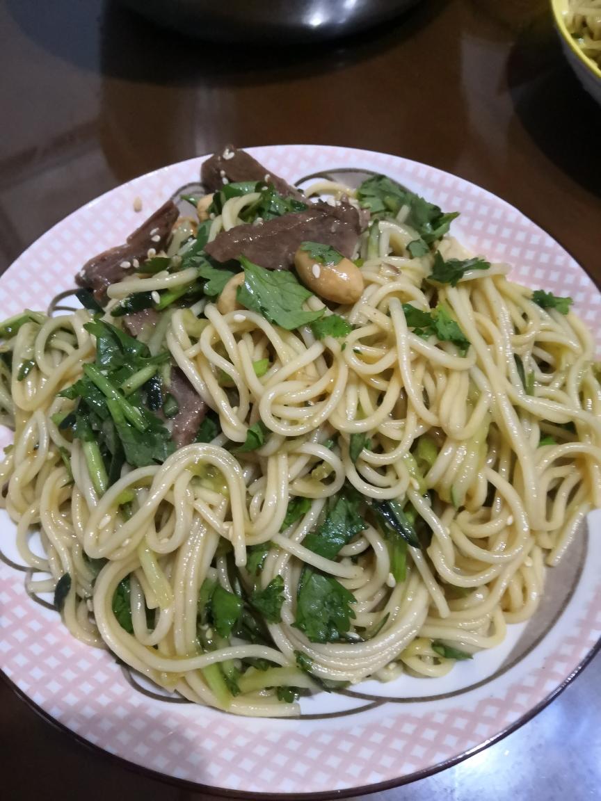 巨好吃㊙️酸辣凉拌面❗️十分钟搞定，简单快手❗️