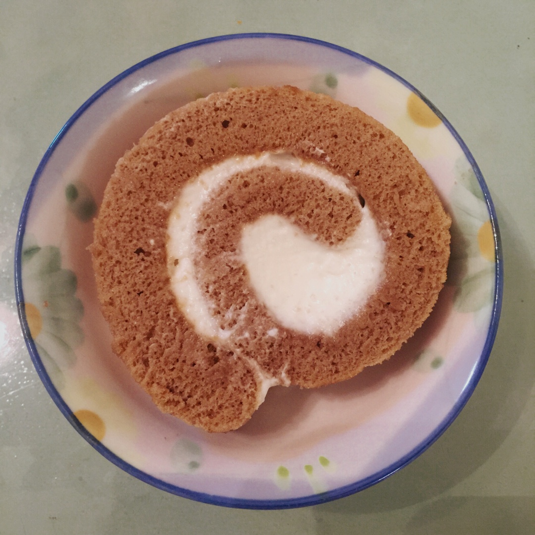 咖啡戚风蛋糕卷