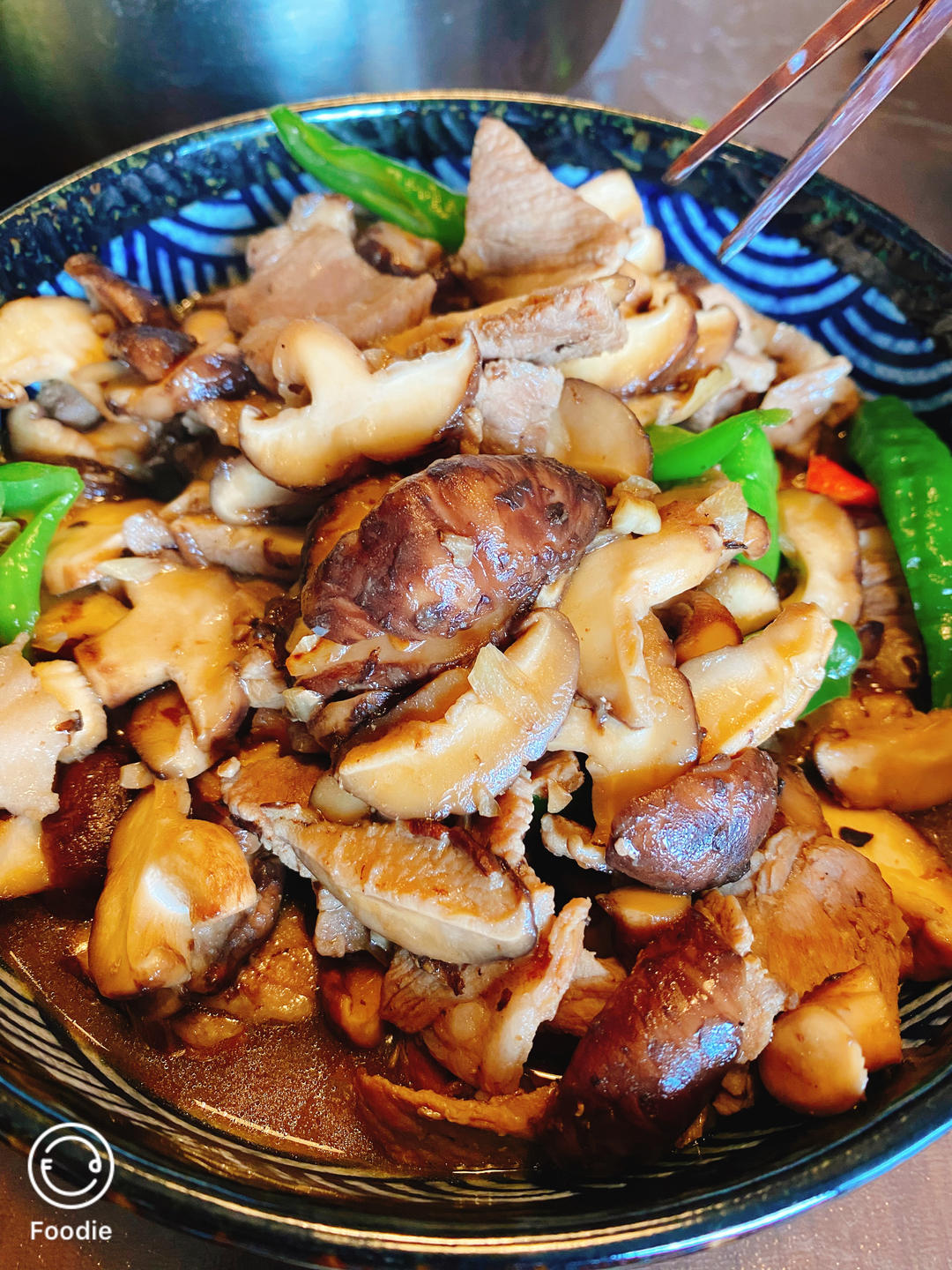 香菇炒肉｜贼香