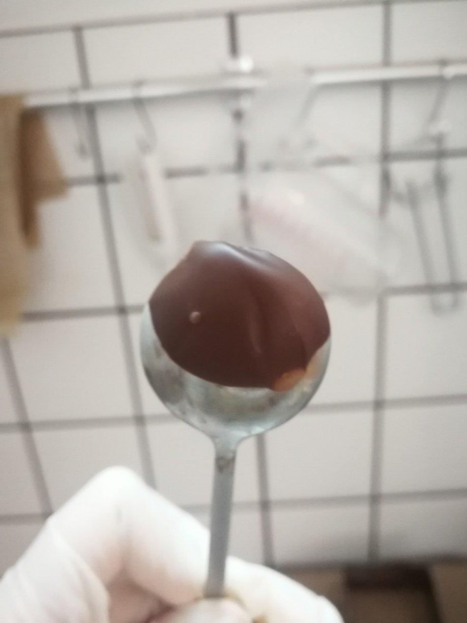 几种一学就会的巧克力调温方法详细图文教程之
(1.种子法 Seed Method)