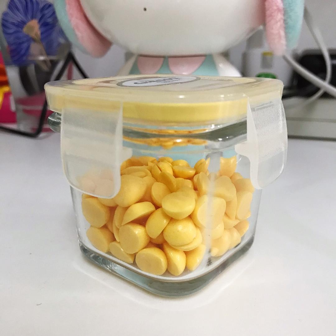 入口即化的无添加蛋黄溶豆