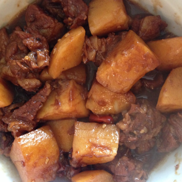 土豆炖牛肉