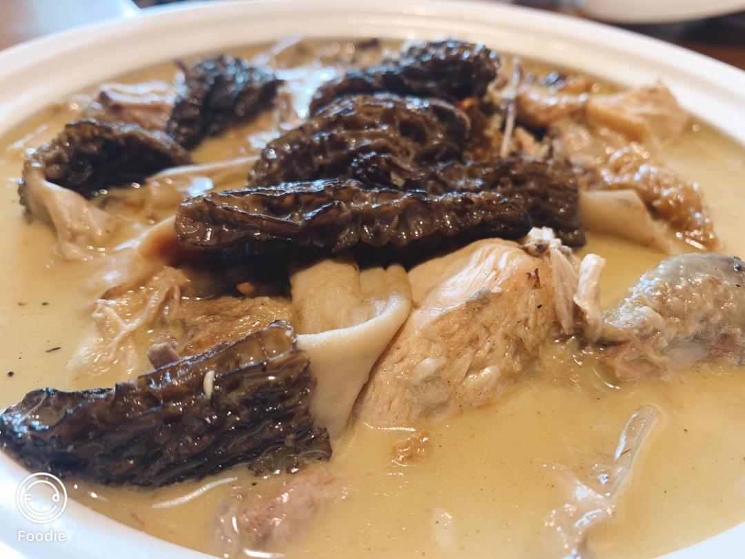 羊肚菌鸡汤