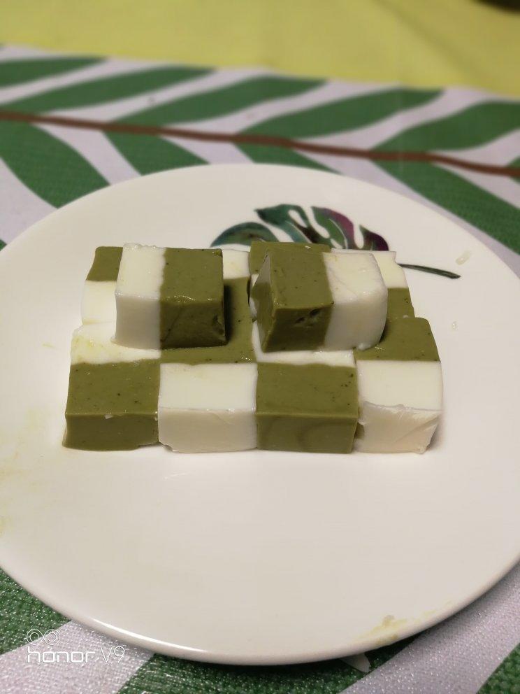 抹茶双色奶油小方