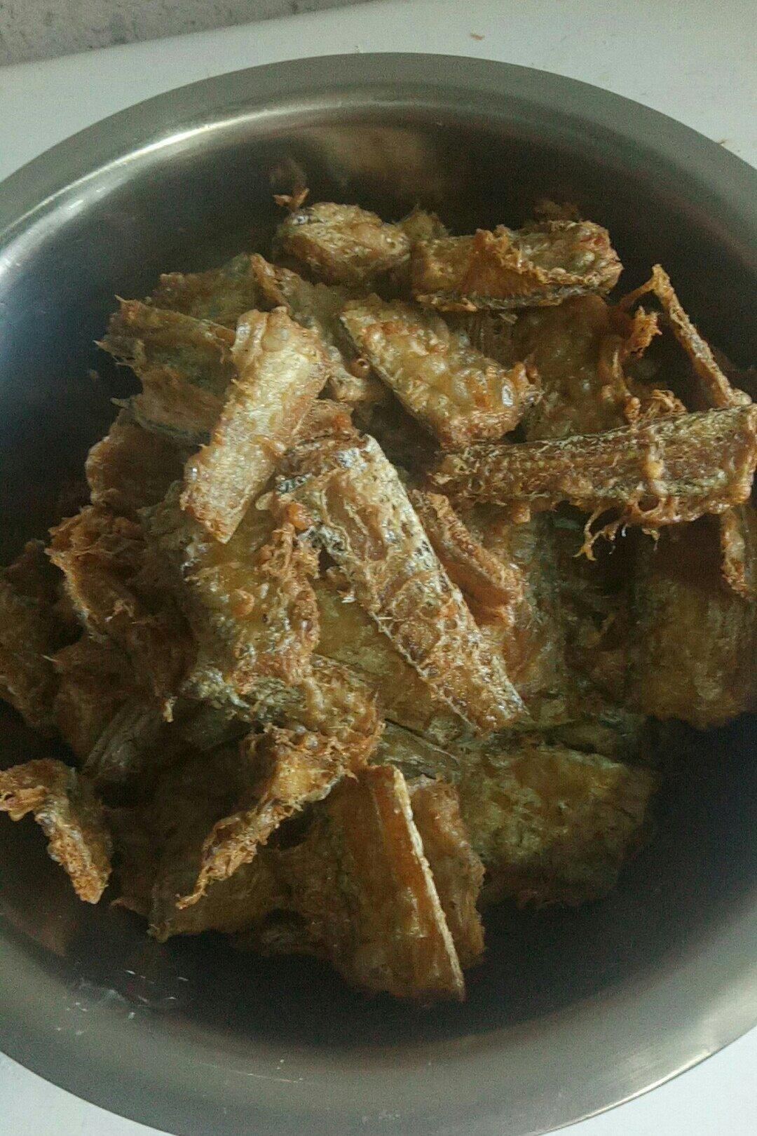 带鱼两吃：干炸和红烧