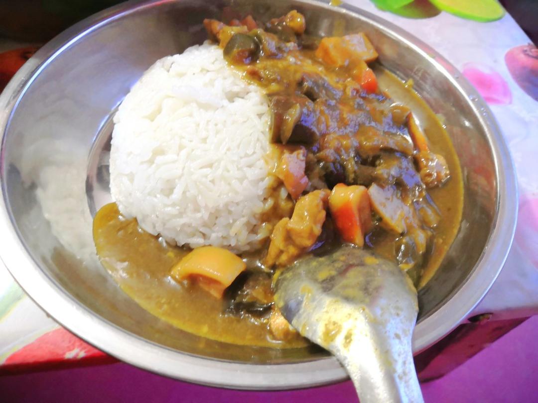 茄子绞肉咖喱饭