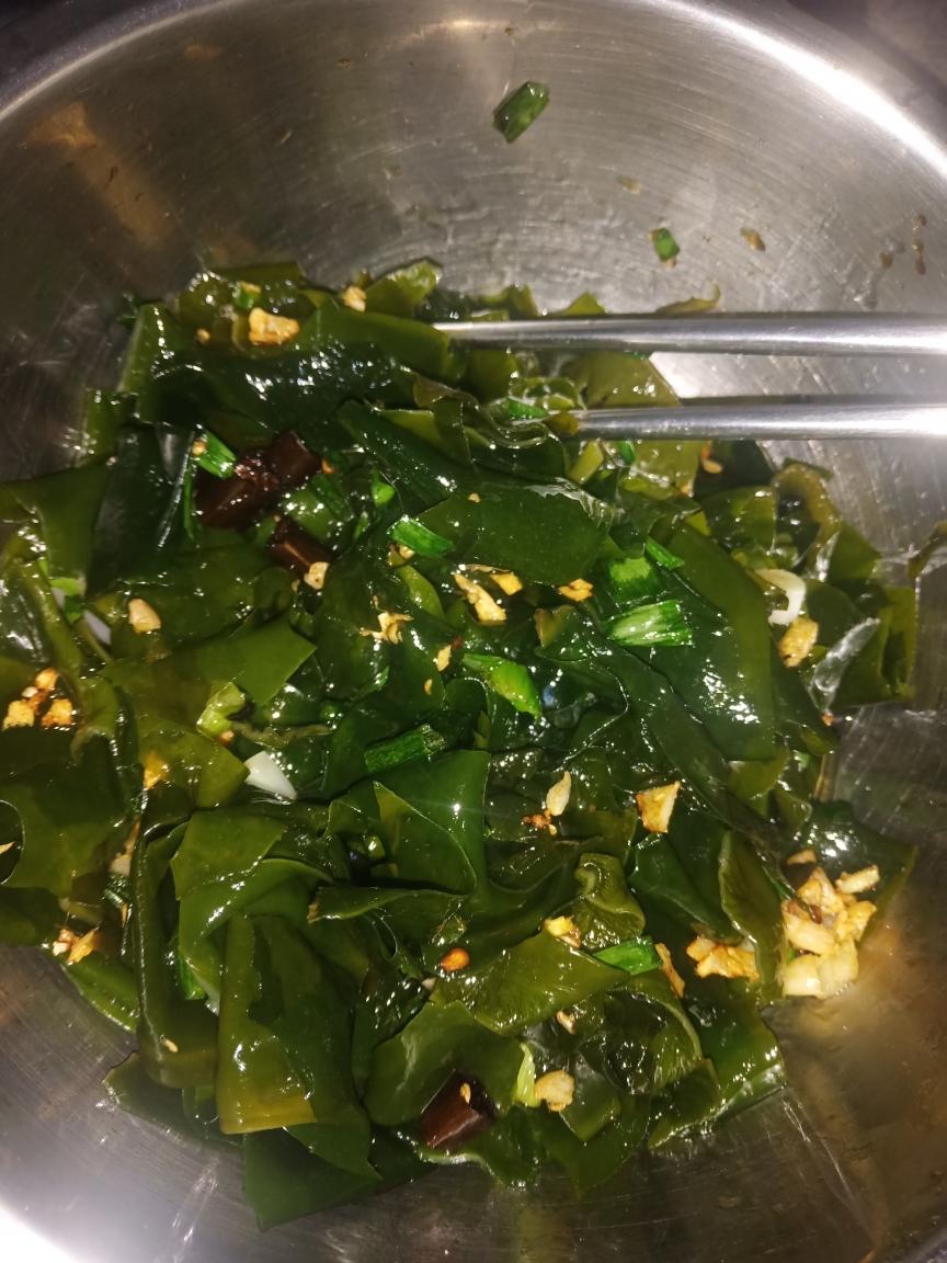 只需5分钟的凉拌裙带菜