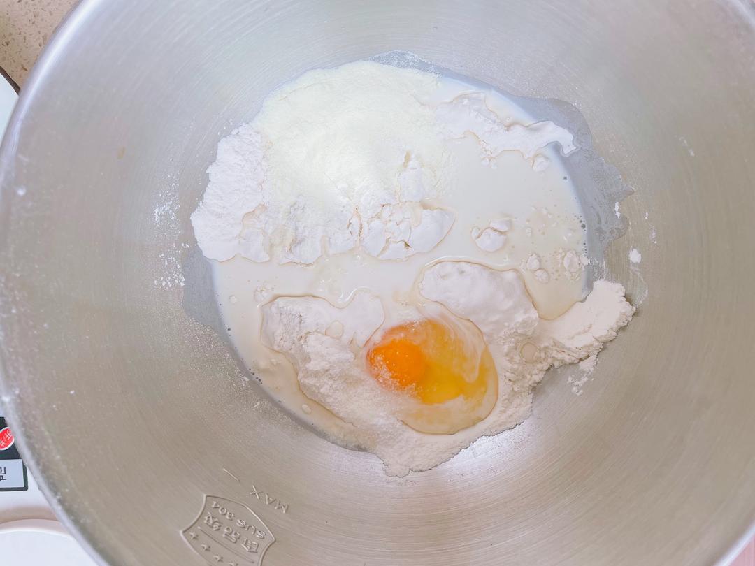 纯奶手撕吐司的做法 步骤1