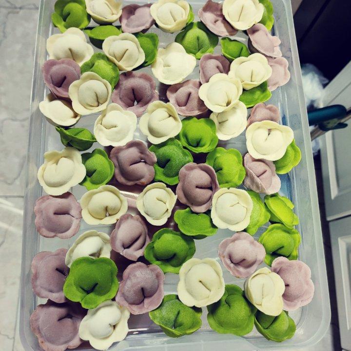 彩色花朵小馄饨