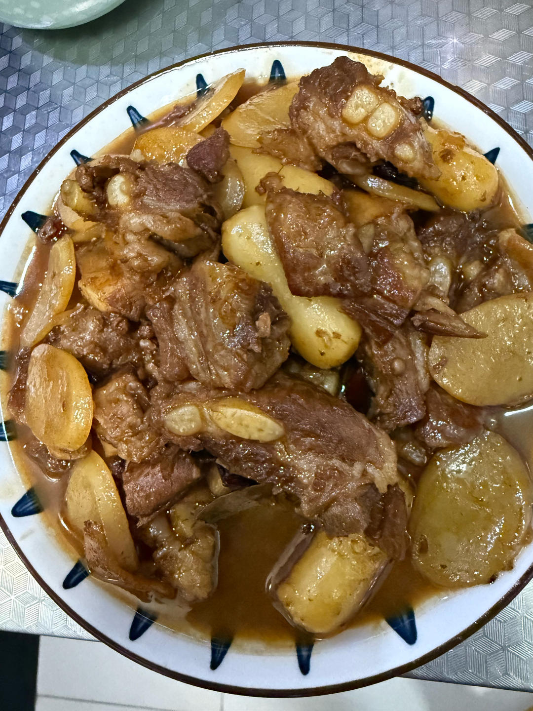 堂妈小厨——排骨烧年糕