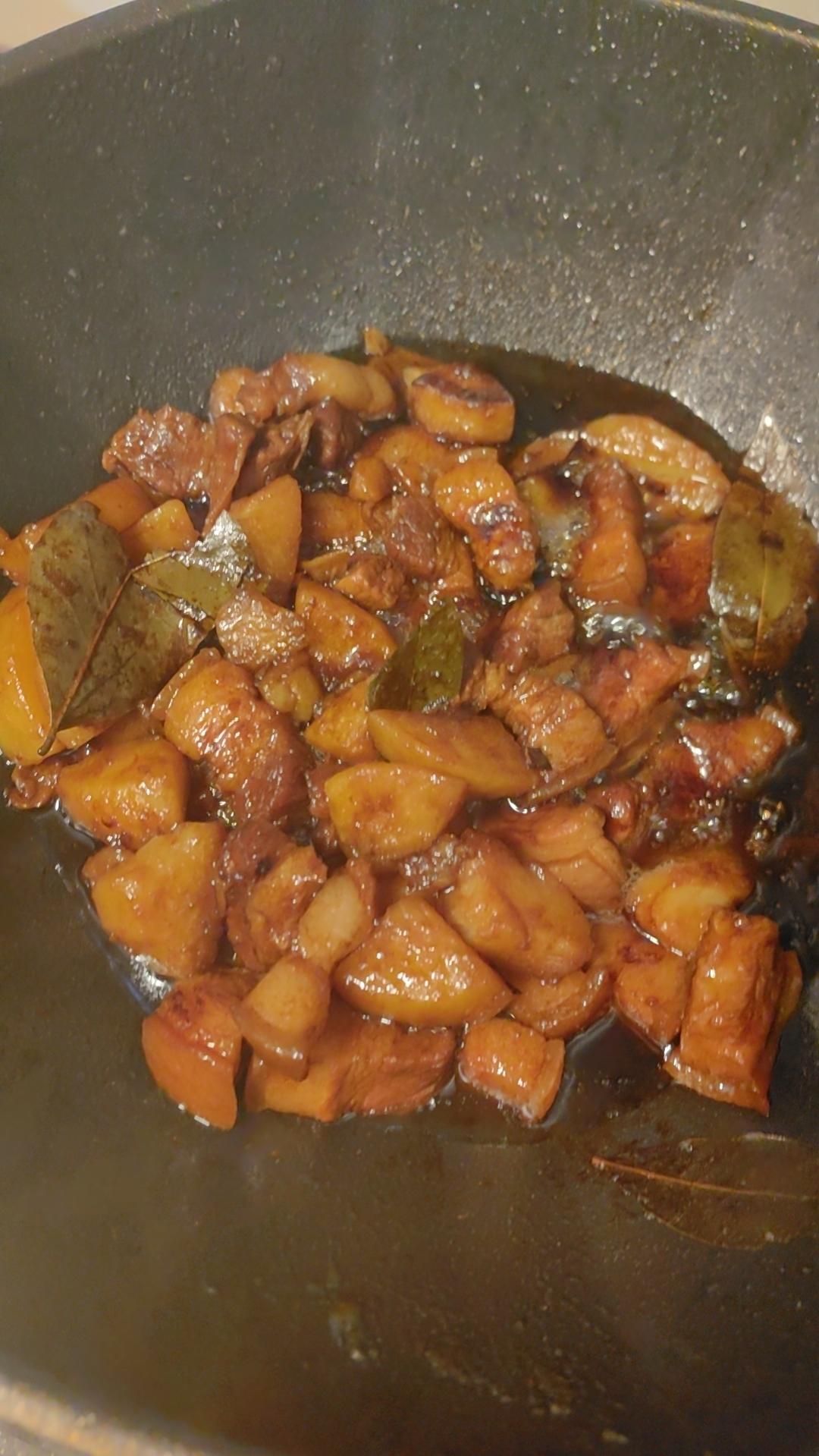 红烧肉炖土豆（丝毫不腻）