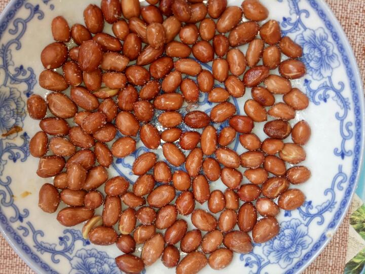 咸香炸花生米