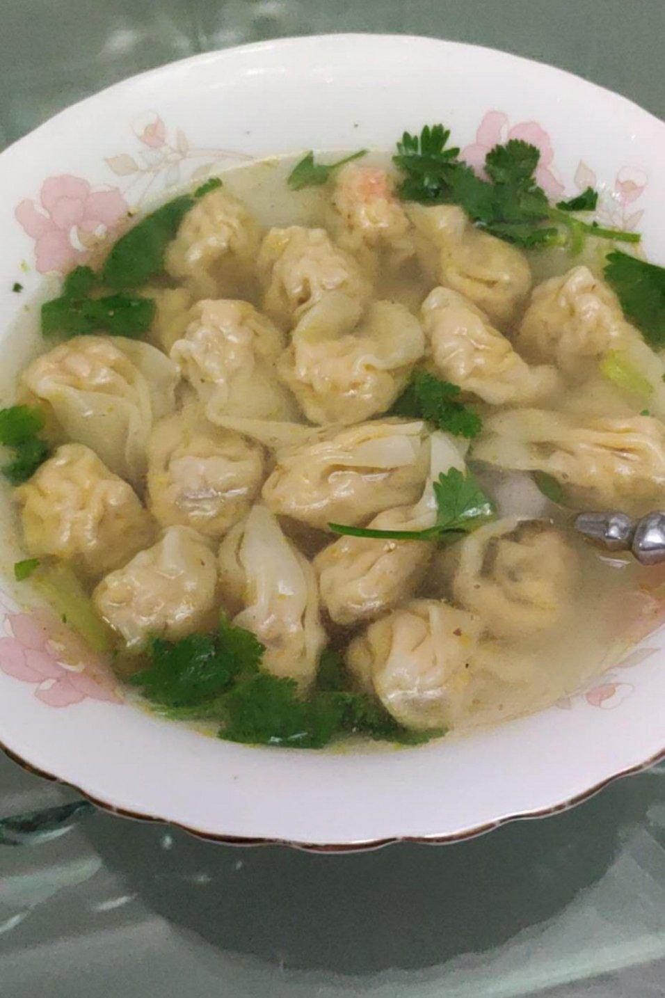 小混沌11种包法。                     阿肥发扁食包法，内附视频！