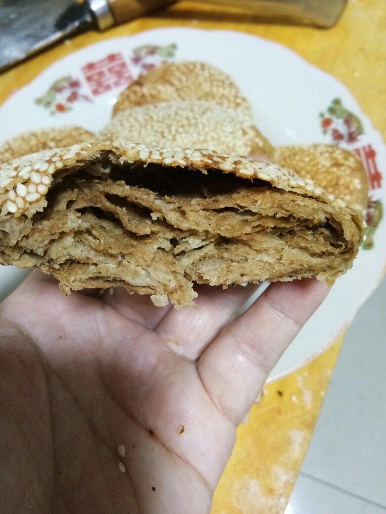 怎样烤出外酥里软，层次又多的芝麻酱烧饼，详细教程