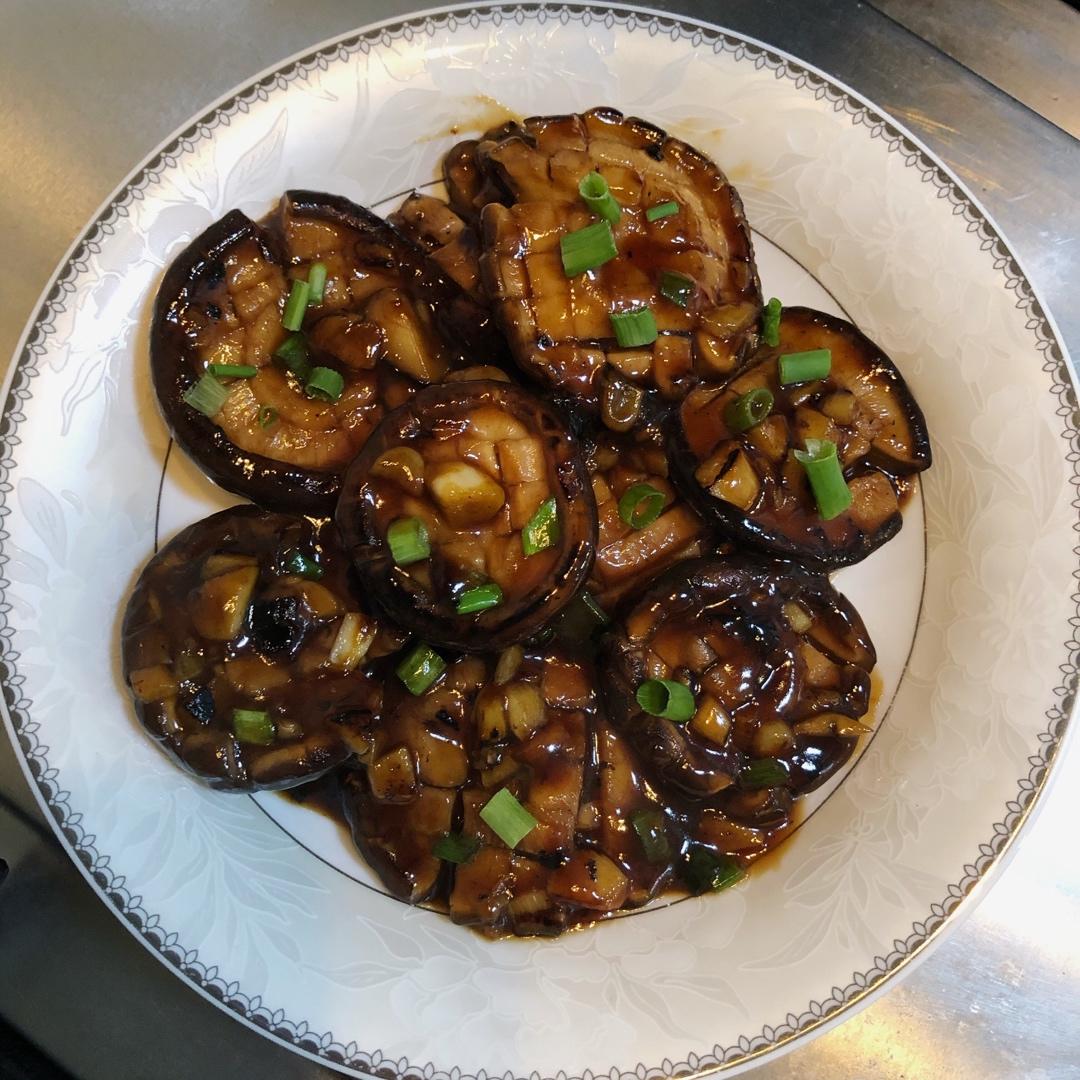 鲜嫩多汁，比鲍鱼还好吃红烧香菇