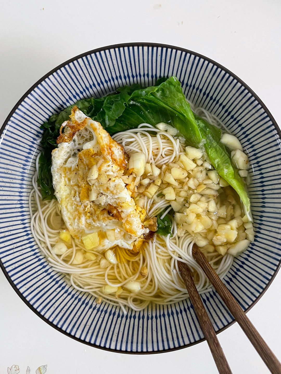 卡妈私房菜~青菜鸡蛋面（汤面）