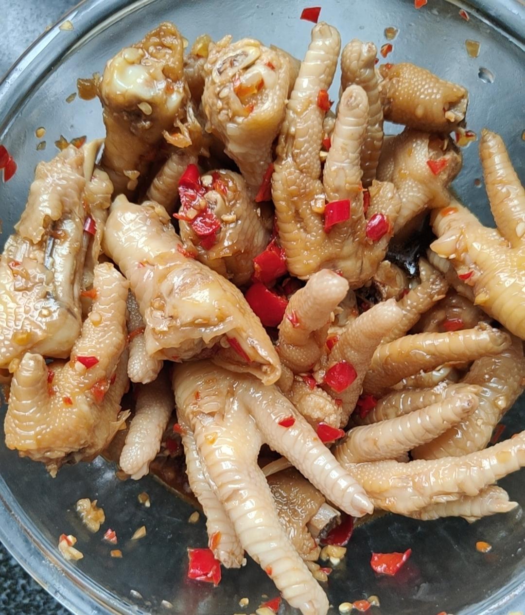 绝对不会后悔的酸辣鸡爪