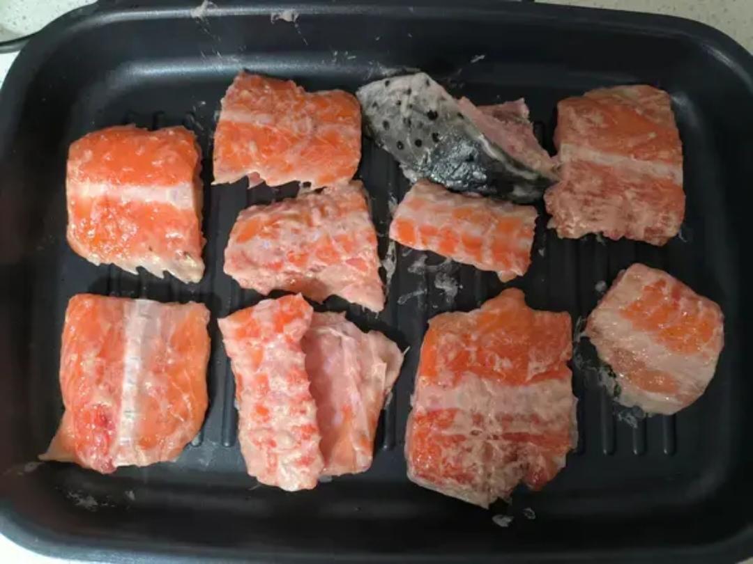 超赞香煎三文鱼排
