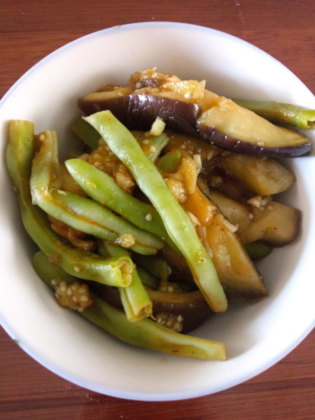 蒜泥茄子（蒸）