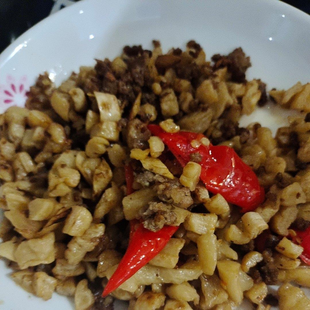 干萝卜丝爆炒肉末